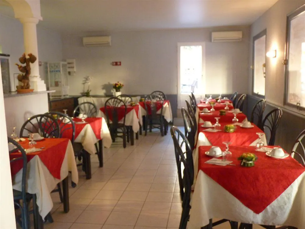 Hotel La Tuiliere Carry-le-Rouet 3*,  Frankrijk